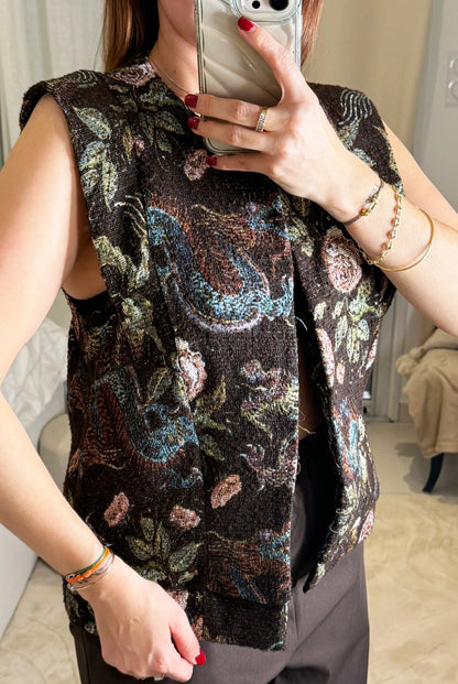 Jade - Gilet Sans Manches Brodé Floral - Jacquard Motifs Colorés Baroque Femme