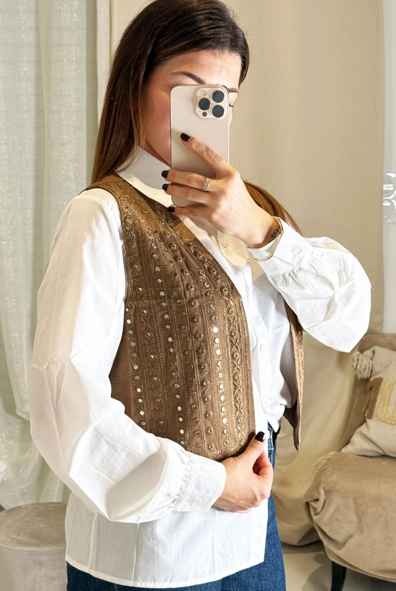 Nina - Ensemble 2 Pièces Gilet Brodé Perles + Chemise Blanche